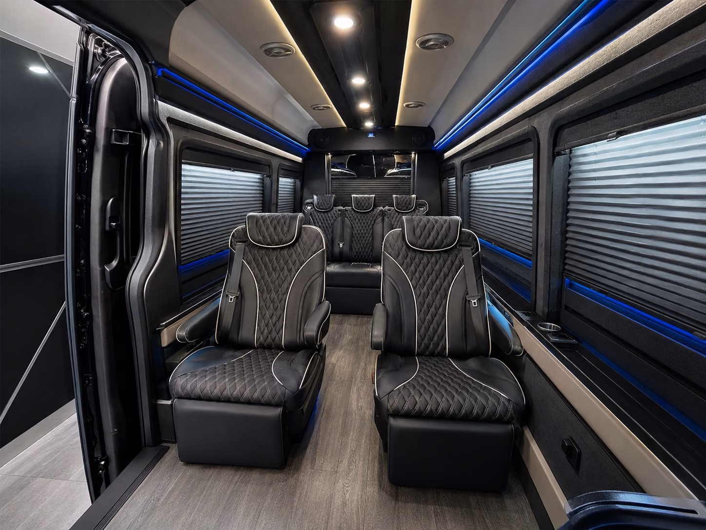 elementary school field trip bus rentals in jurupa valley
