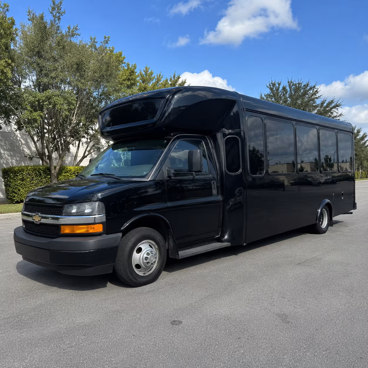 jurupa valley new years eve party bus rental