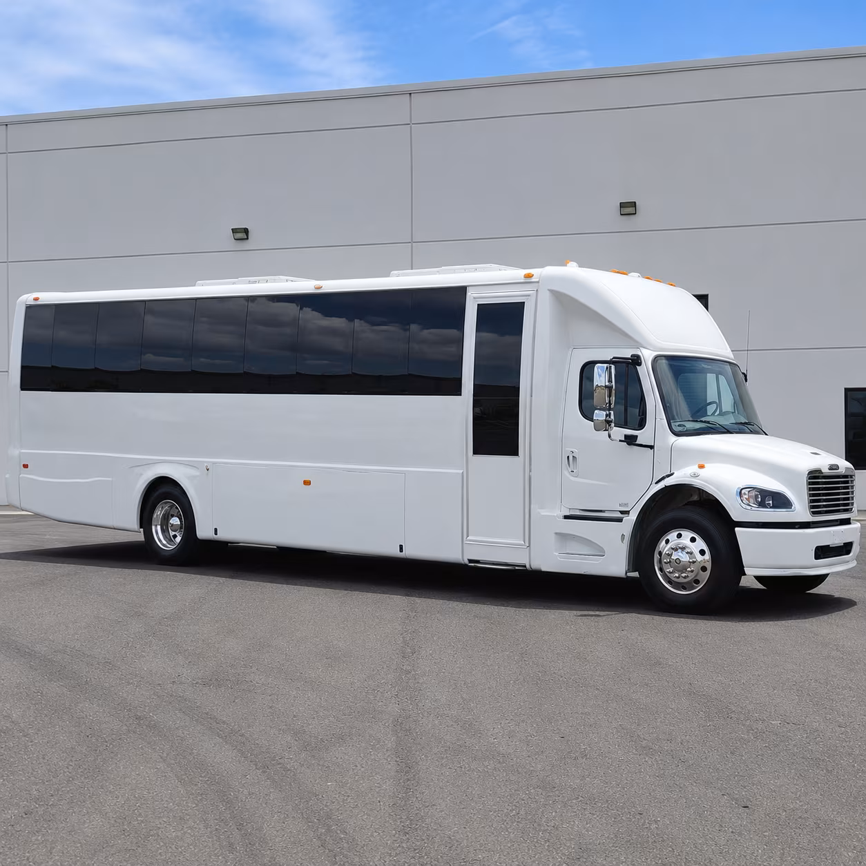 party bus rentals for jurupa valley prom groups who want to arrive in style